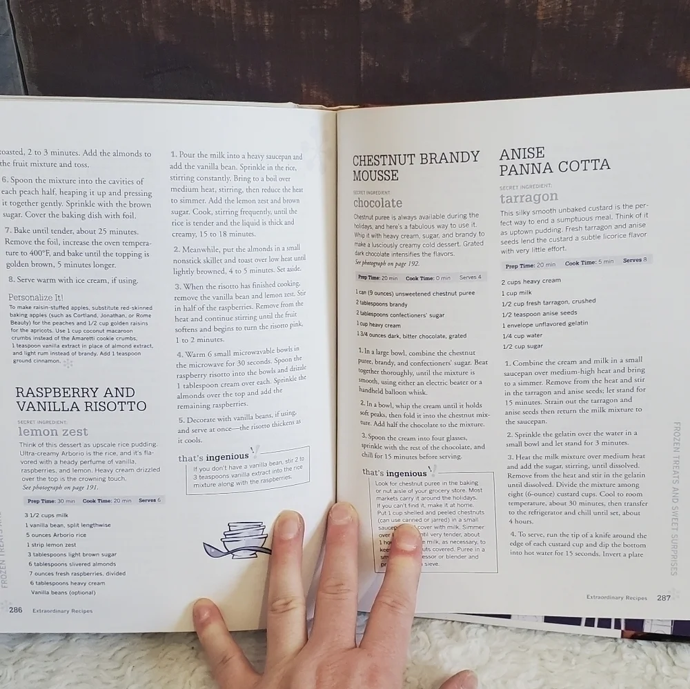 READERS Digest 919 Extraordinary Meals Hardcover Cookbook